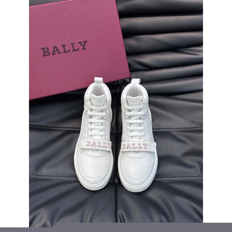 B**rry sneakers